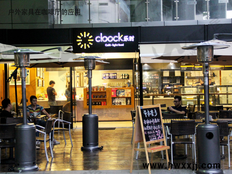 陽臺家具:打造屬于您的專屬戶外休閑空間