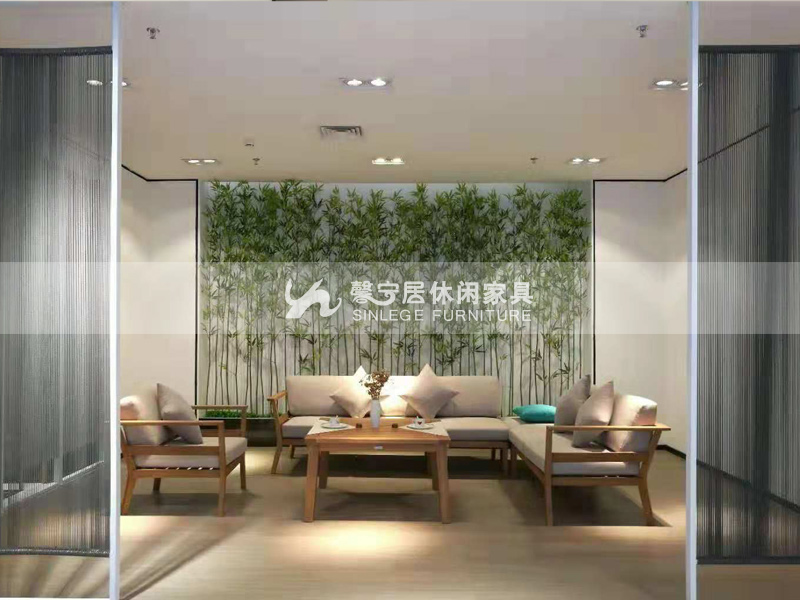 ܰ����ˇչ�������e�^