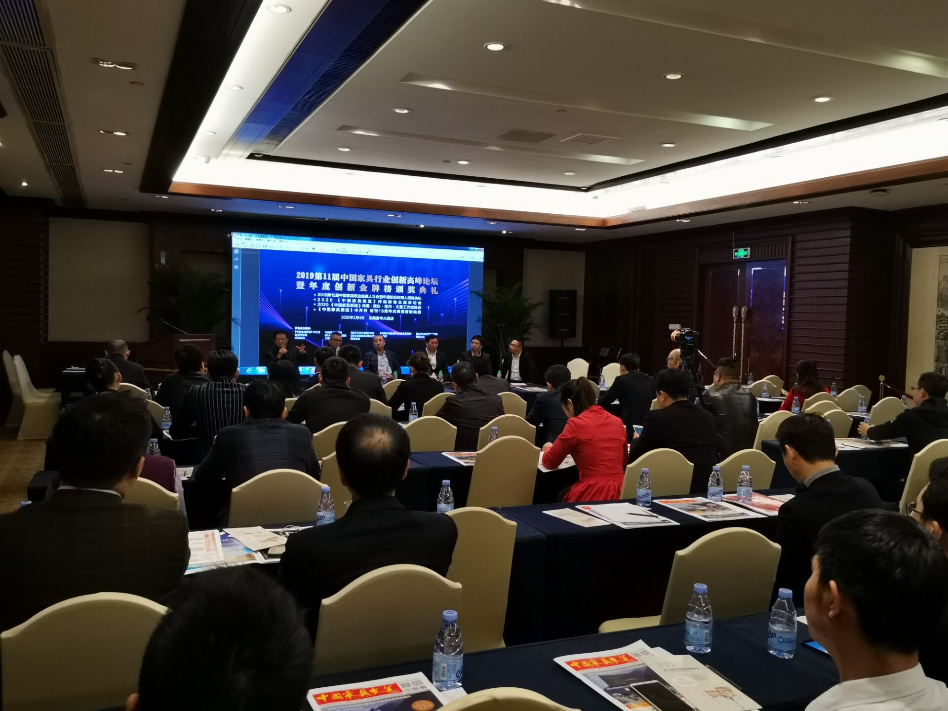 ��(y��u)��(sh��)������څ��(sh��)